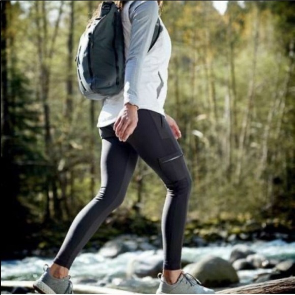 athleta cargo tight